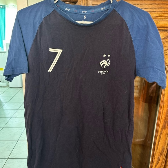 2018 Griezmann soccer - Picture 2 of 3